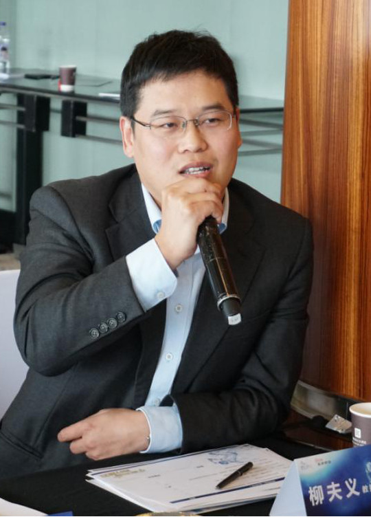 感谢邸飞教授,李百周教授,刘凤强教授,孙崇然教授,柳夫义教授,胡凡