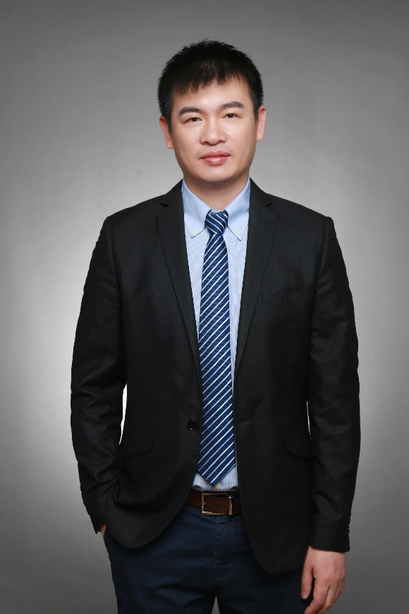 陈晓霖博士,北京天坛医院神经外科副主任医师, 副教授,硕士生导师