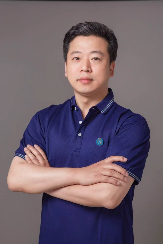 股大群.png